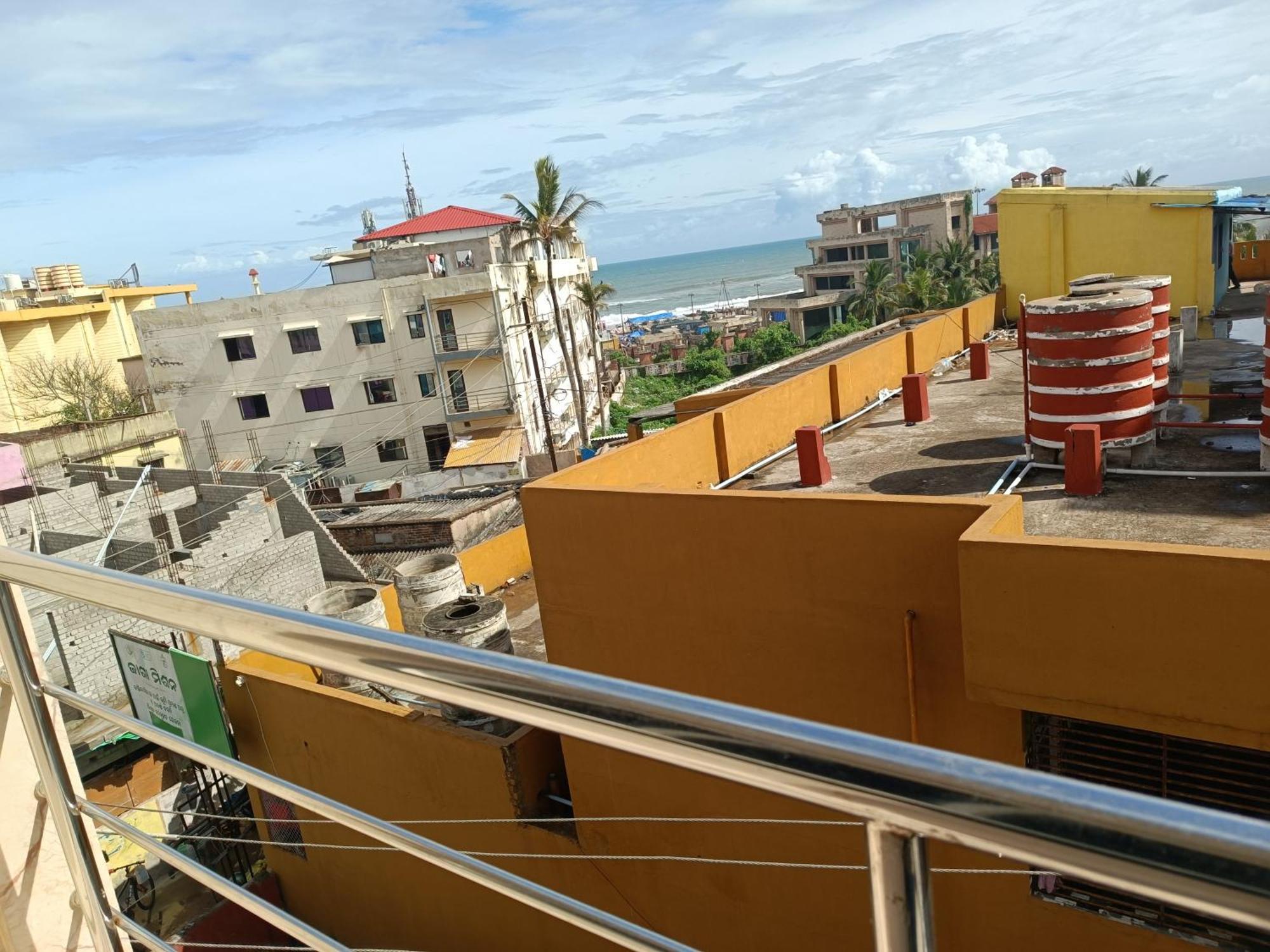 Mom Hotel - Unit Of Mom Hotel Puri Ngoại thất bức ảnh