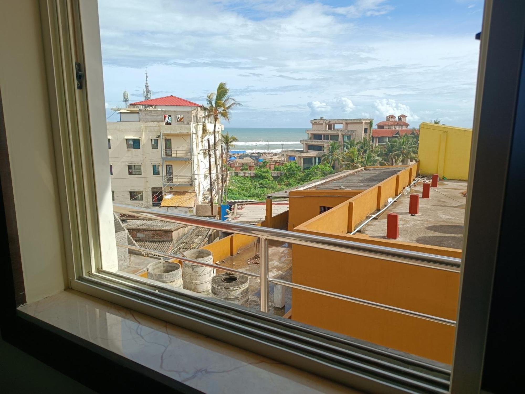 Mom Hotel - Unit Of Mom Hotel Puri Ngoại thất bức ảnh