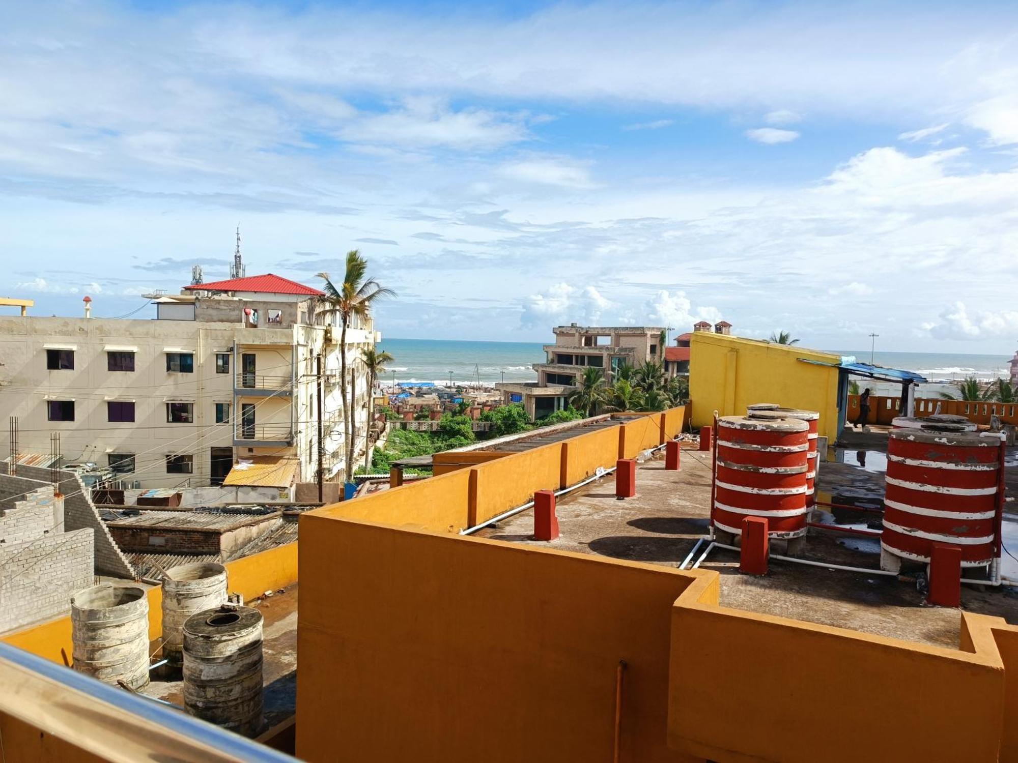 Mom Hotel - Unit Of Mom Hotel Puri Ngoại thất bức ảnh