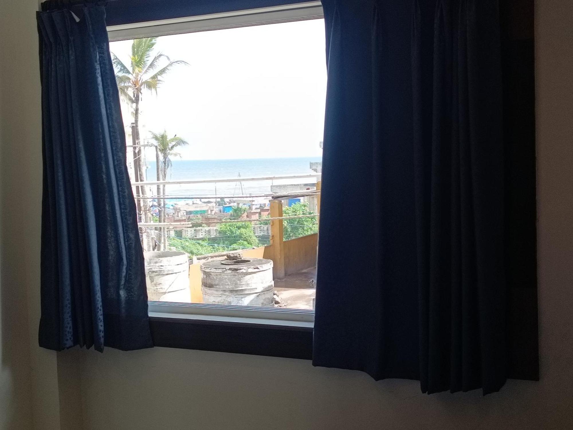 Mom Hotel - Unit Of Mom Hotel Puri Ngoại thất bức ảnh