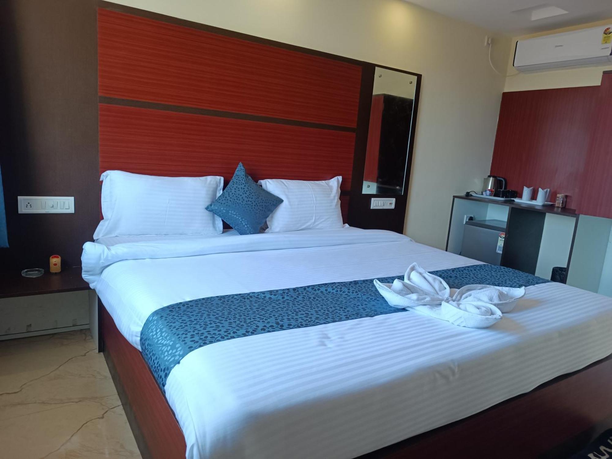 Mom Hotel - Unit Of Mom Hotel Puri Ngoại thất bức ảnh