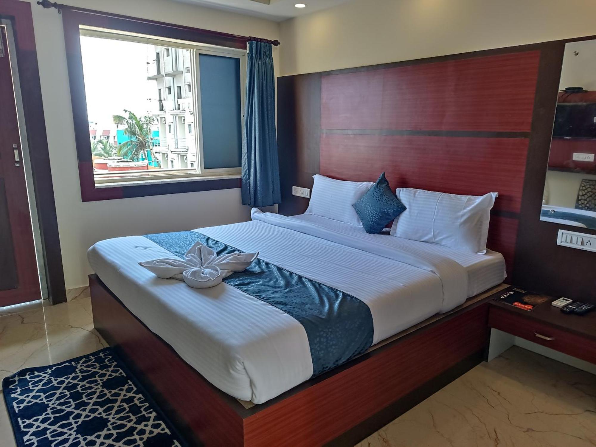 Mom Hotel - Unit Of Mom Hotel Puri Ngoại thất bức ảnh
