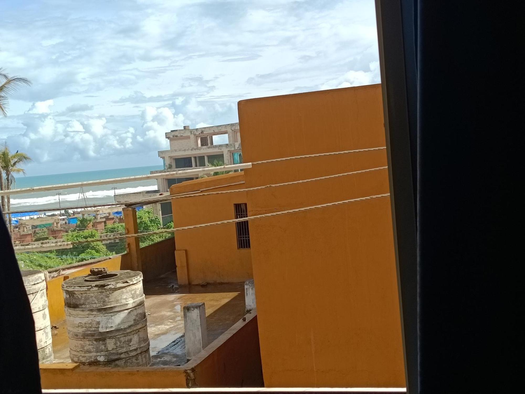 Mom Hotel - Unit Of Mom Hotel Puri Ngoại thất bức ảnh