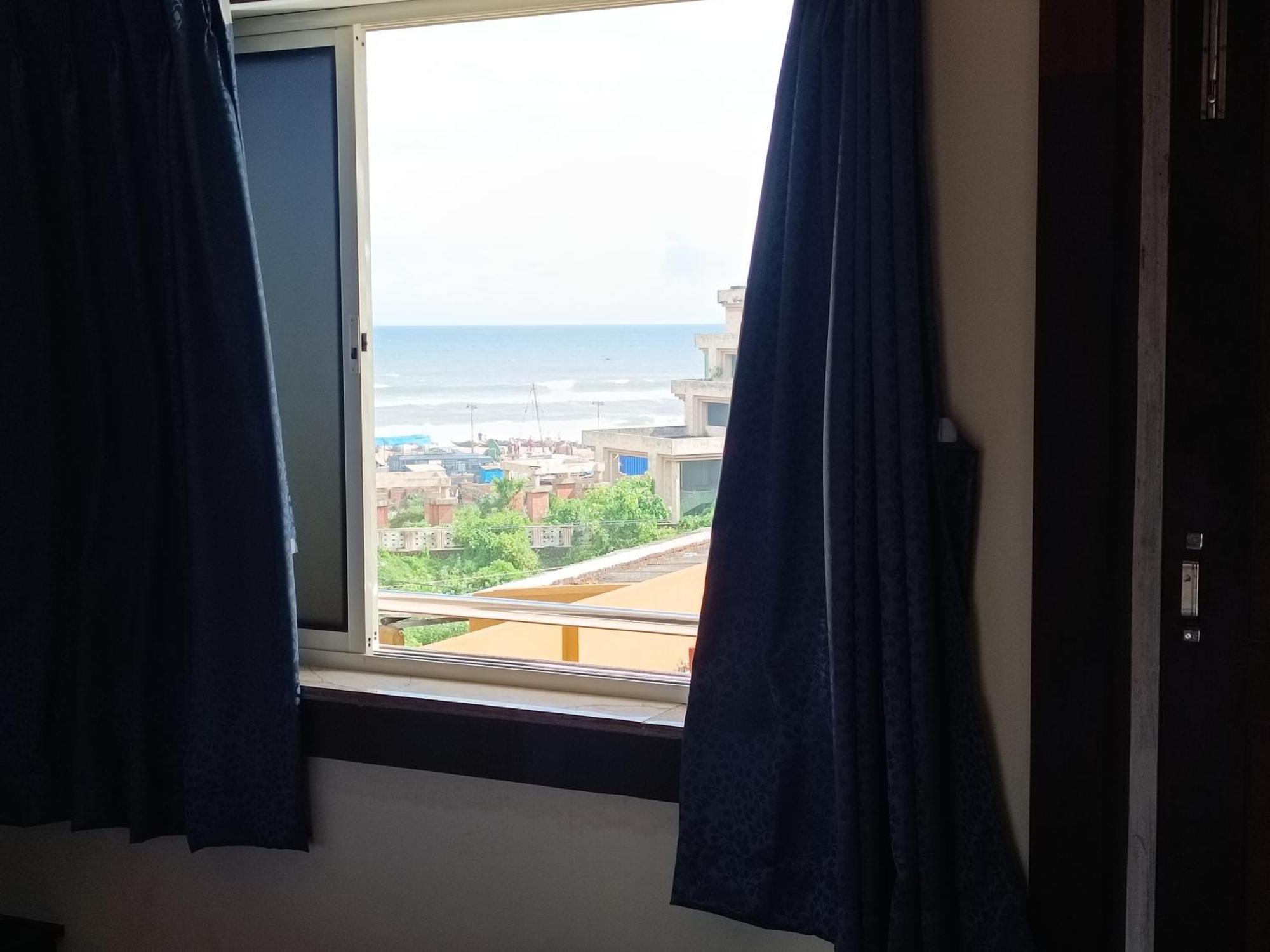 Mom Hotel - Unit Of Mom Hotel Puri Ngoại thất bức ảnh