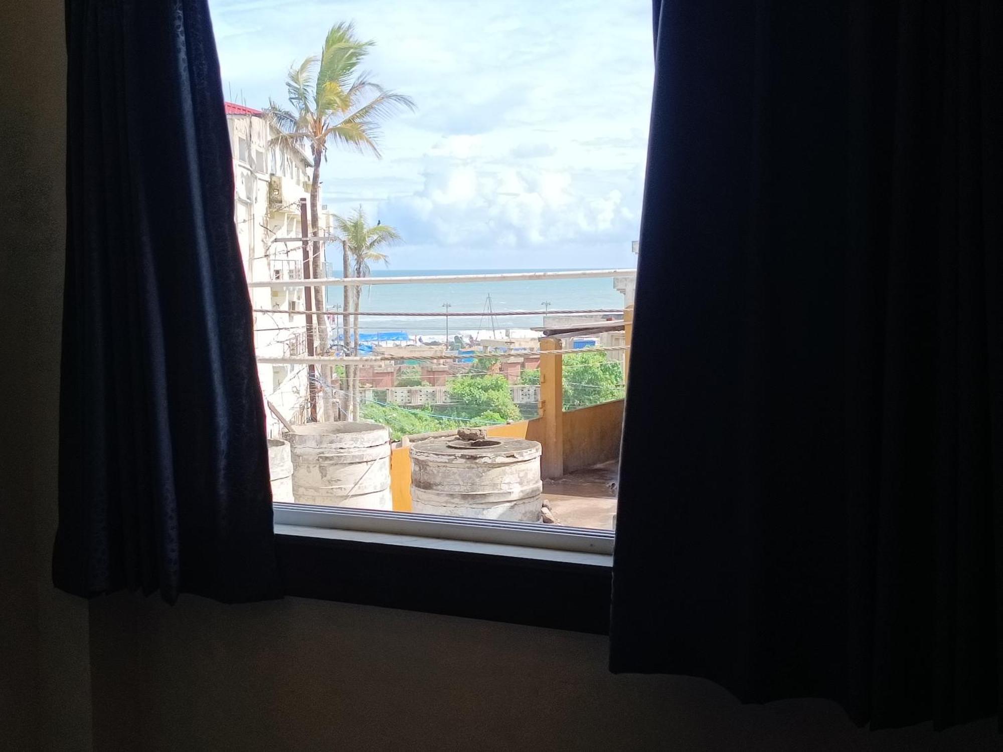 Mom Hotel - Unit Of Mom Hotel Puri Ngoại thất bức ảnh