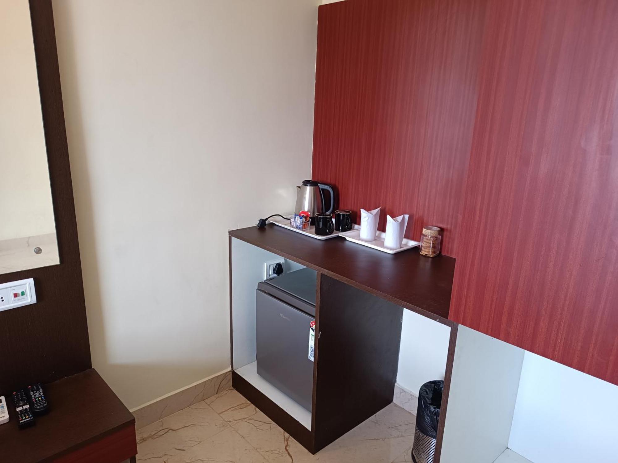 Mom Hotel - Unit Of Mom Hotel Puri Ngoại thất bức ảnh